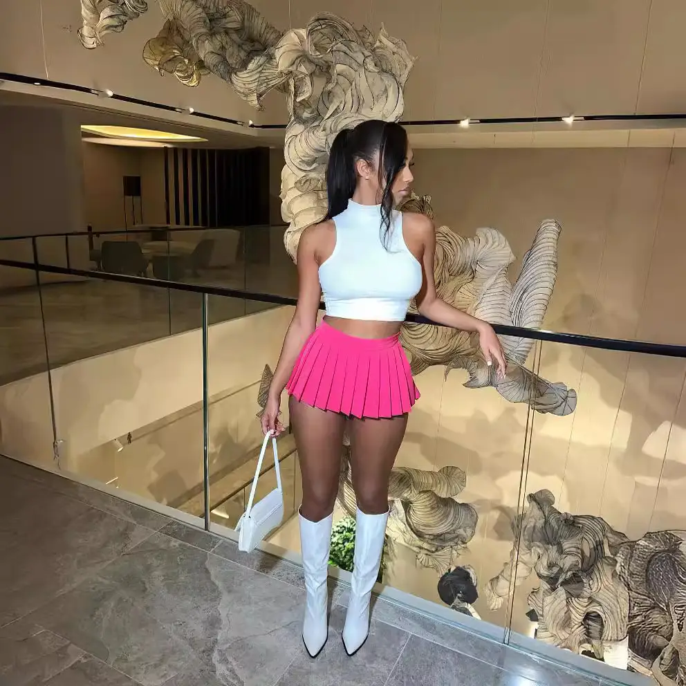 Sexy Pink Pleated Skirt with White Boots - Image 28