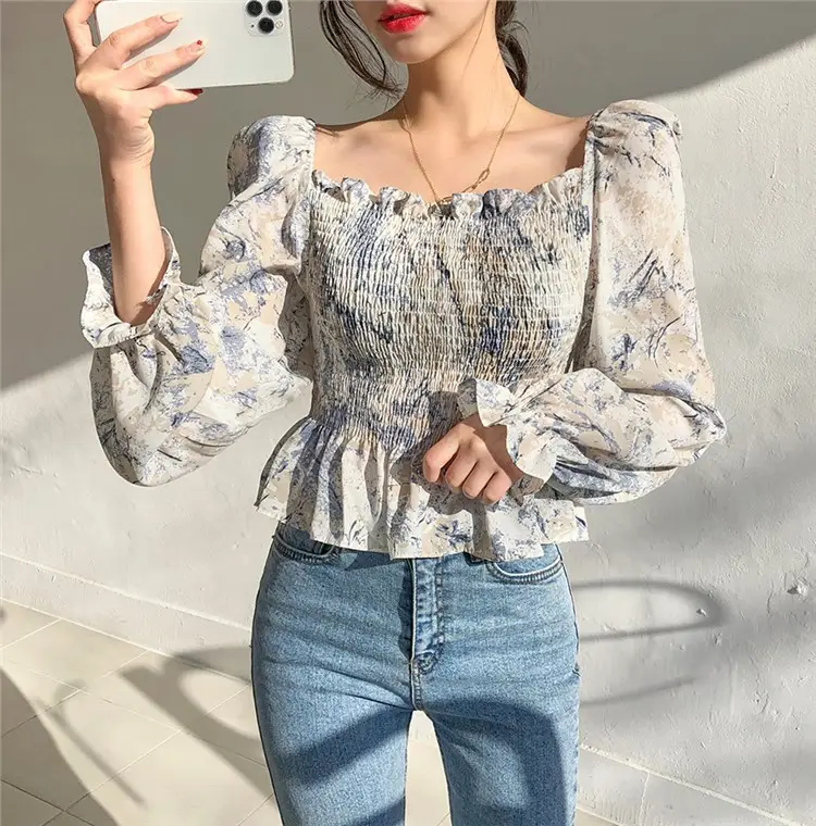Foreign-style floral long sleeve blouse with collar — feature 2