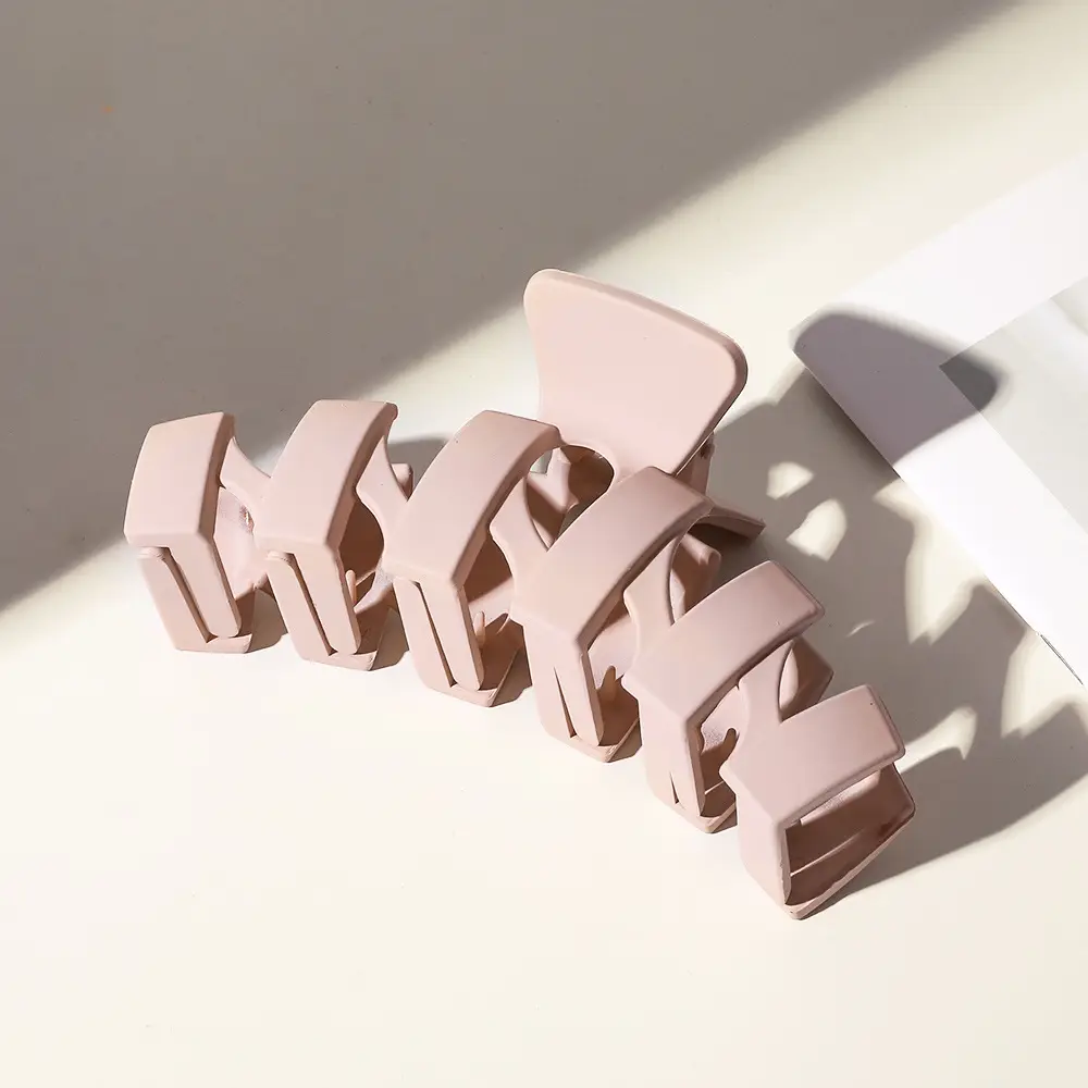 Korean Frosted Shark Clip 13cm Extra Large - Image 21