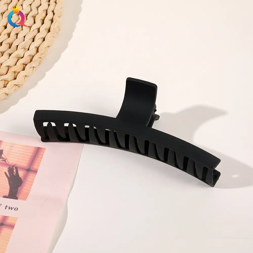 Korean Frosted Shark Clip 13cm Extra Large - Image 42
