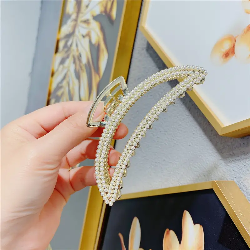 Diamond-Embedded Pearl Hairpin with Shark Clip Grip