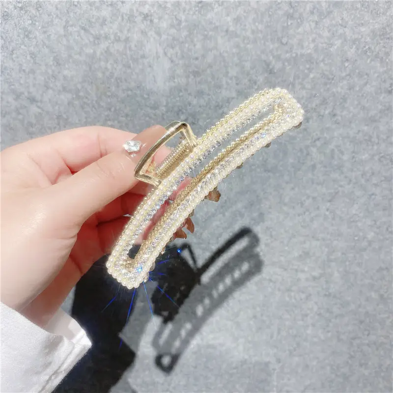 Diamond-Embedded Pearl Hairpin with Shark Clip Grip