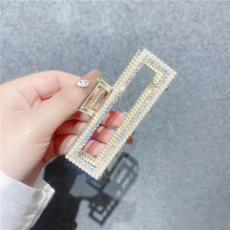 Diamond-Embedded Pearl Hairpin with Shark Clip Grip