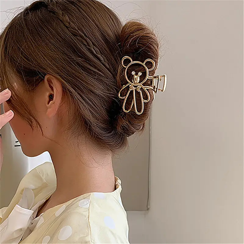 Diamond-Embedded Pearl Hairpin with Shark Clip Grip