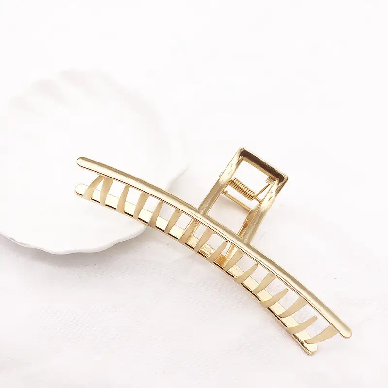 Diamond-Embedded Pearl Hairpin with Shark Clip Grip