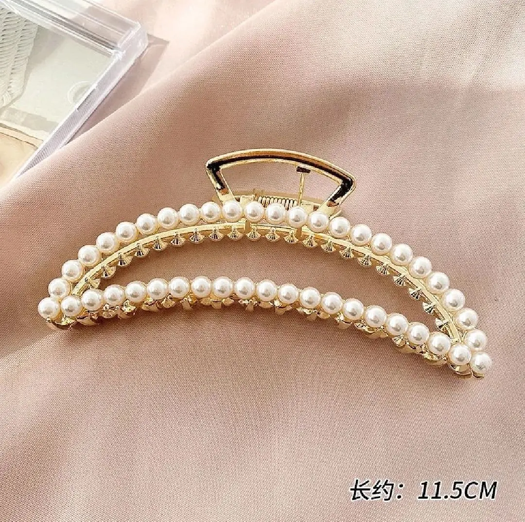 Diamond-Embedded Pearl Hairpin with Shark Clip Grip