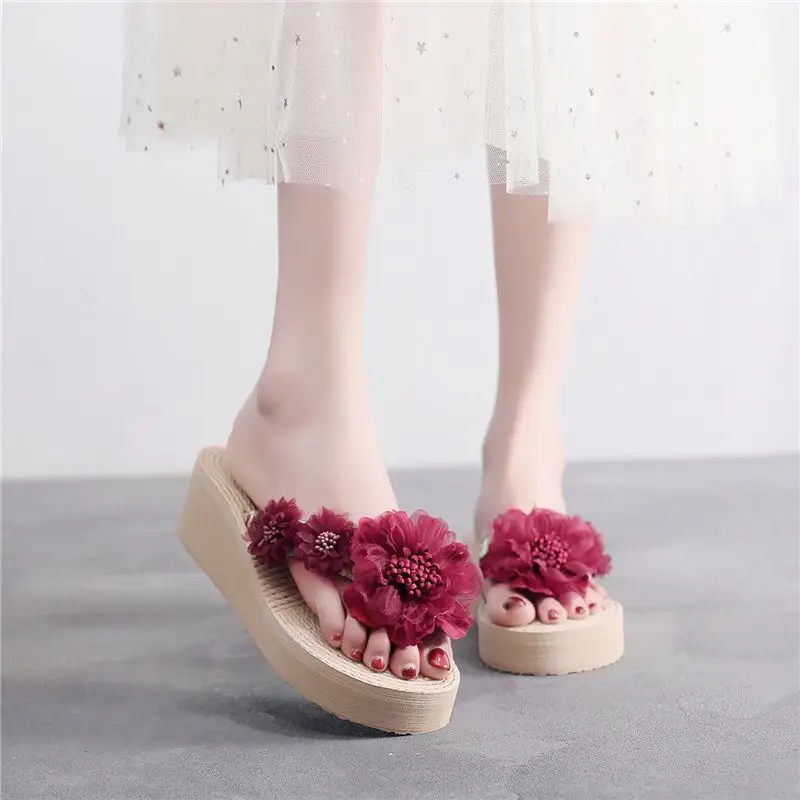 Trendy Half-Slip Beach Flip-Flops for Women
