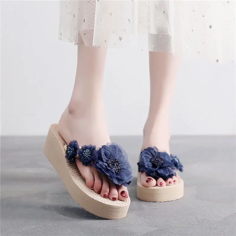 Trendy Half-Slip Beach Flip-Flops for Women