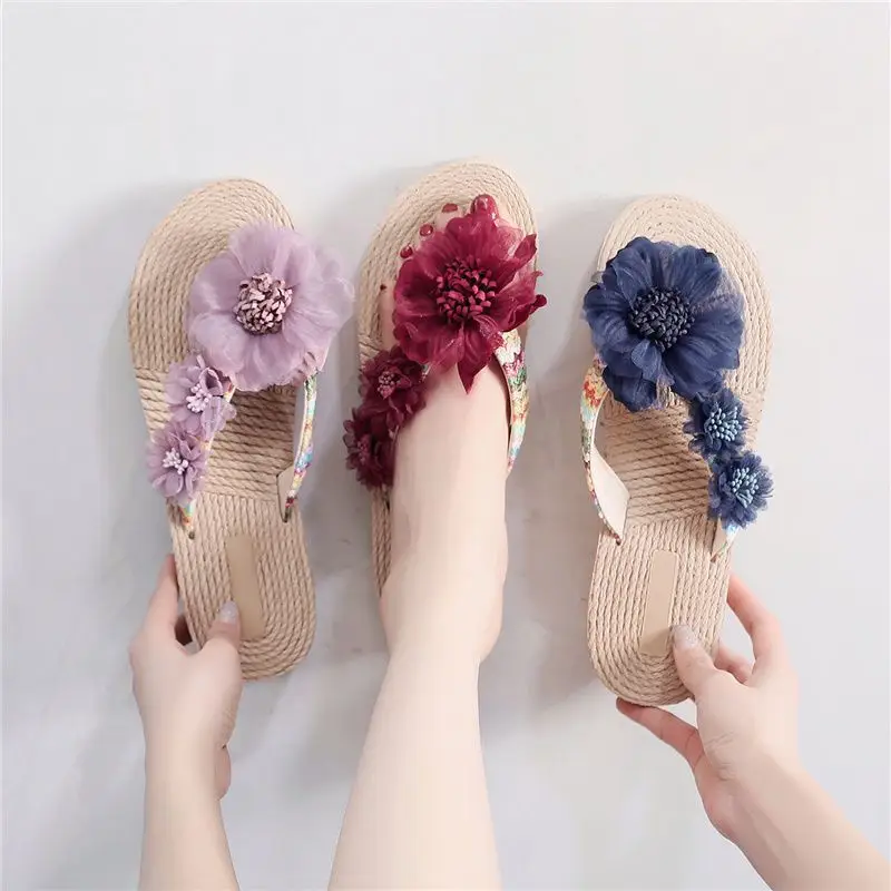 Trendy Half-Slip Beach Flip-Flops for Women
