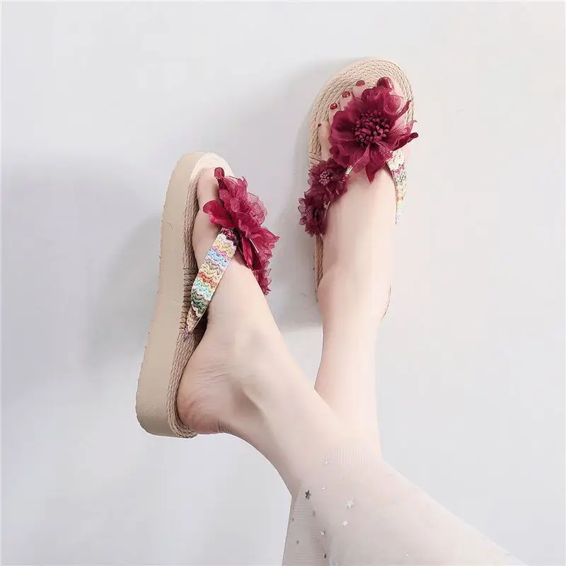 Trendy Half-Slip Beach Flip-Flops for Women
