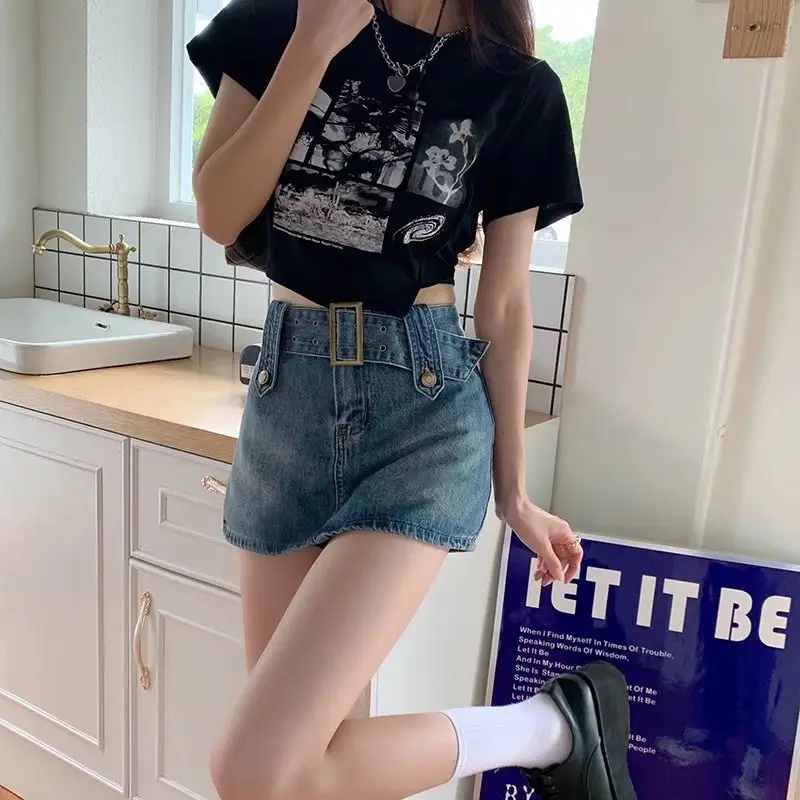 2026 High-Waisted Retro Denim Shorts for Women — feature 24