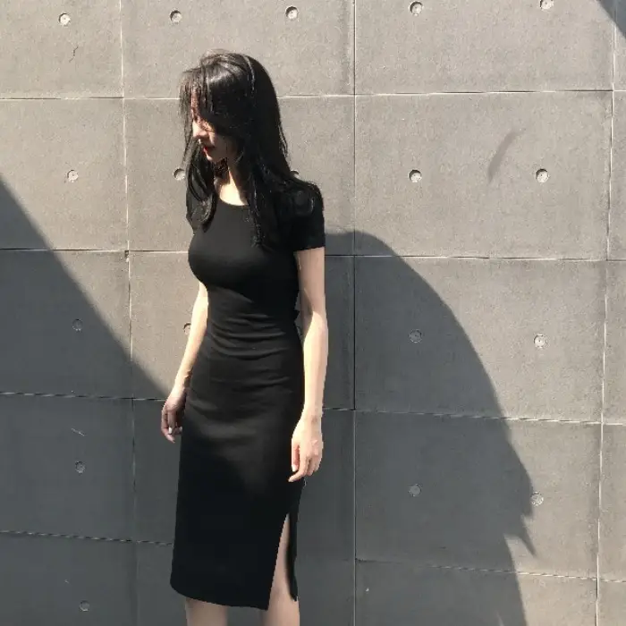 2025 Korean Style Black Bodycon Skirt Mid Length Slit Sleeve Dress — feature 16