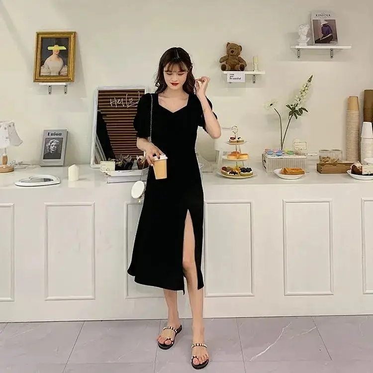 Black Slimming Cross-Country Dress for Plus Size — feature 9