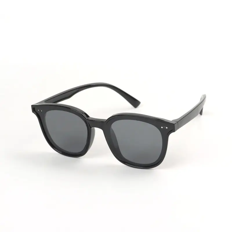 Kids Polarized Sunglasses Black Green Travel Sunshade - Image 9