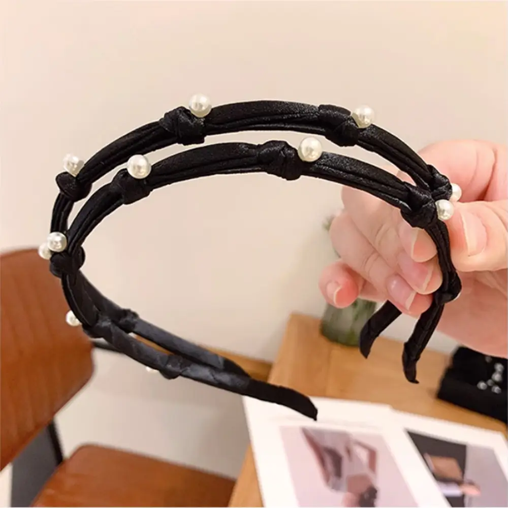 Black Pearl Hairband for Girls - Elegant Fashion Accessory