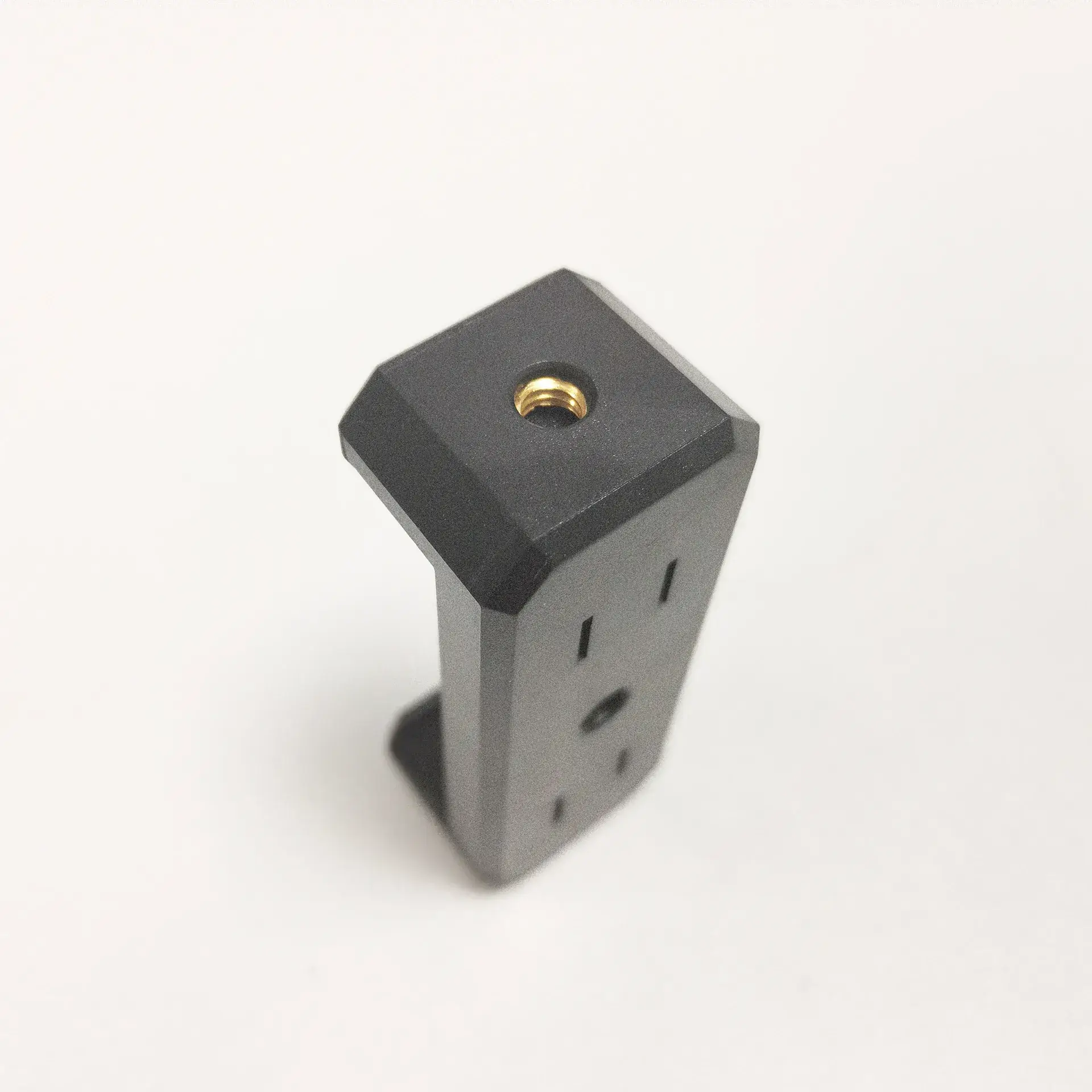 Diamond Clip for Live Broadcast Tripod Setup - Image 7