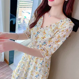 Women's White Chiffon Floral Waist Slimming Dress — feature 11