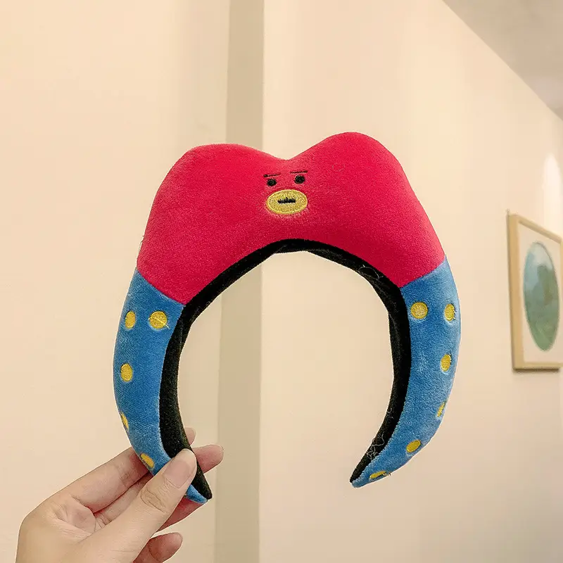 Pink Cat Face Wash Headband for Girls - Image 7