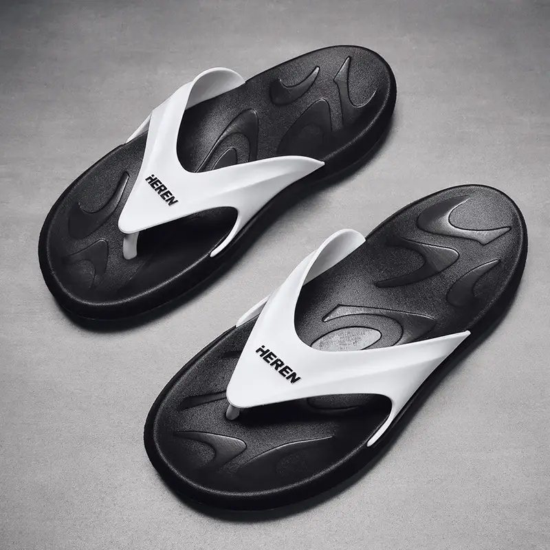 2025 Men's White Flip-Flops Large Summer Slippers