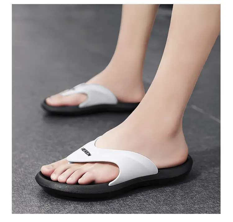 2025 Men's White Flip-Flops Large Summer Slippers — feature 3