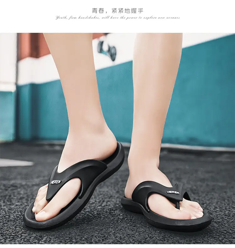 2025 Men's White Flip-Flops Large Summer Slippers — feature 4