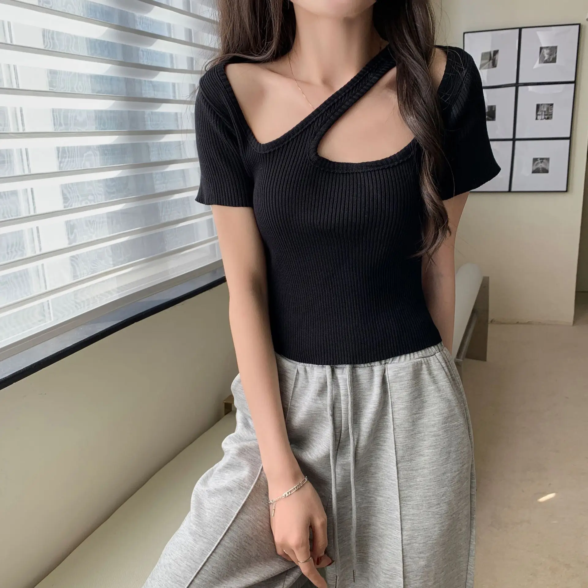 Women Blue Knitted Short Sleeve T-Shirt Top with Heart Collar - Image 9