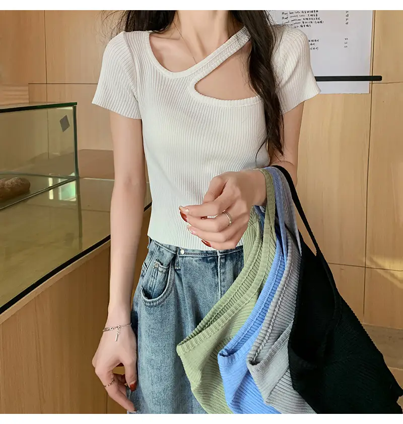 Women Blue Knitted Short Sleeve T-Shirt Top with Heart Collar — feature 2