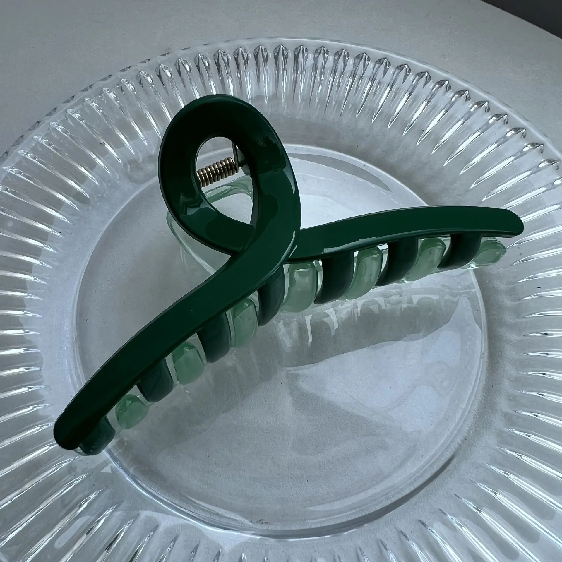 Yellow Hair Clip for Women - 2022 Spring & Summer Use - Image 3