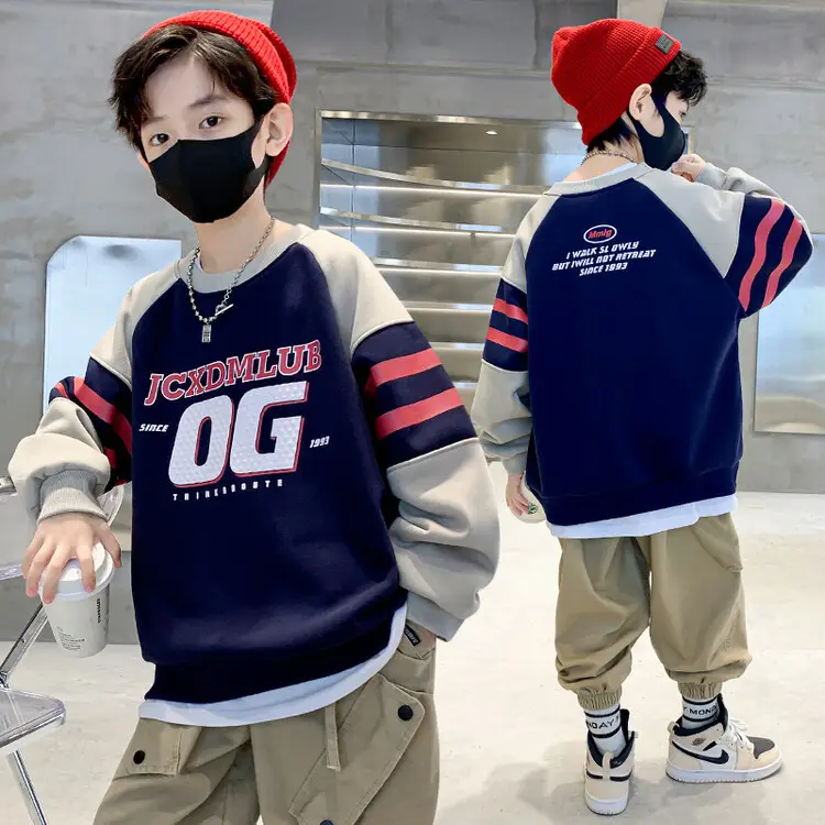 Boys Sweatshirt Spring 2025 Green White Graphic - Image 2