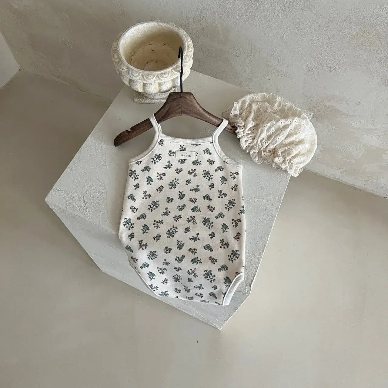 Baby Printed Cotton Vest with Bow Design - Image 3
