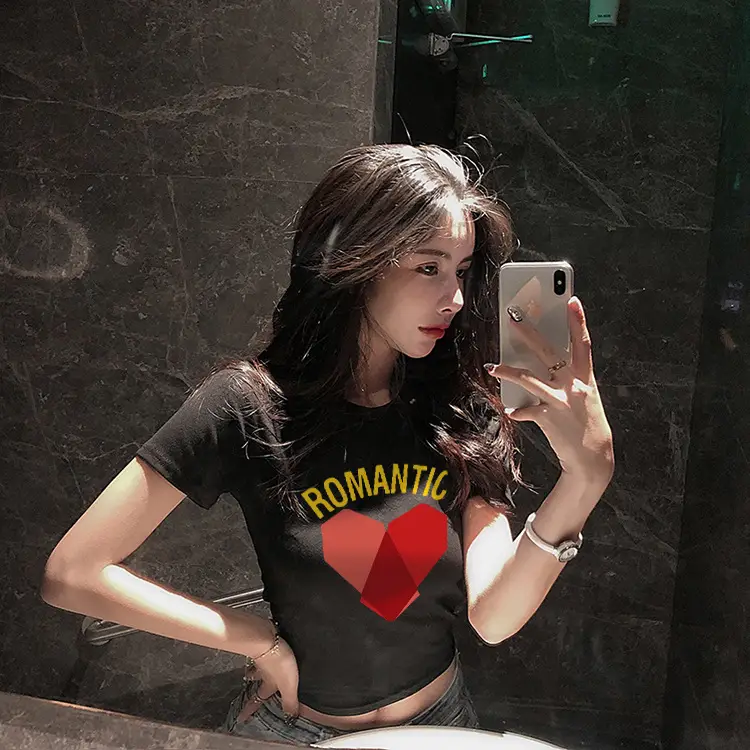 Women Yellow Heart Print Short T-Shirt 2025 — feature 10