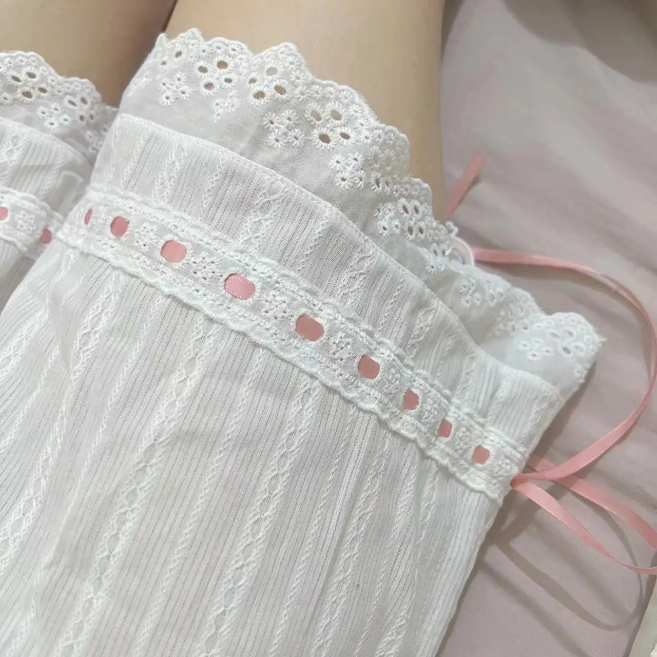 White Japanese-style Drawstring Shorts for Girls - Image 4