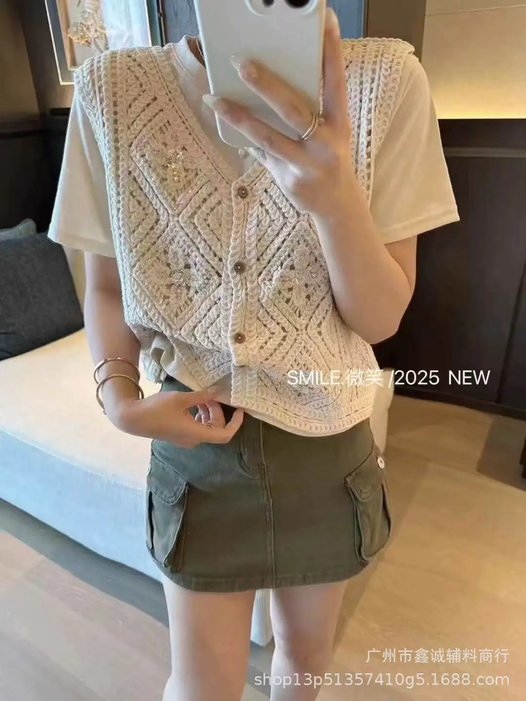 Women's Summer Crochet Lace V-neck Shirt - Image 32