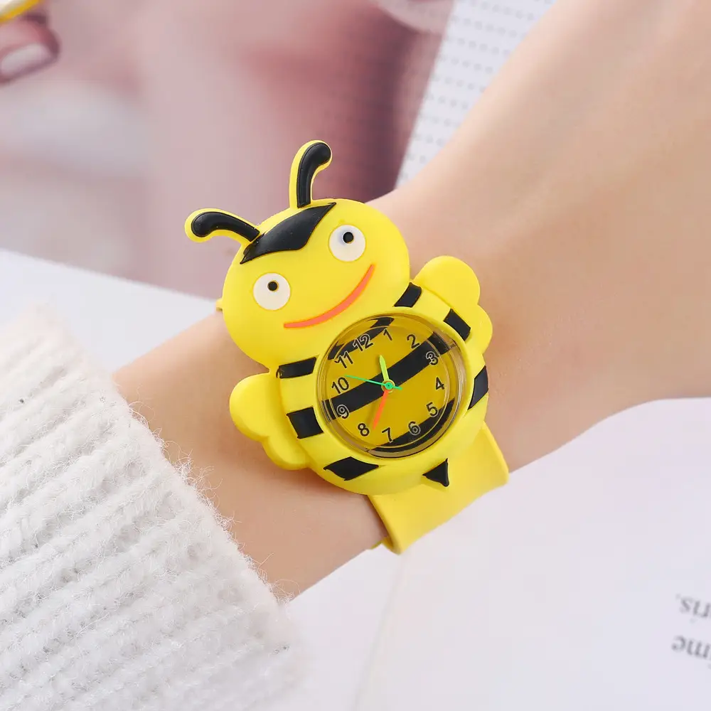 A08702 children's quartz watch a variety of cartoon animation small animals clap watch kindergarten baby play young — feature 5