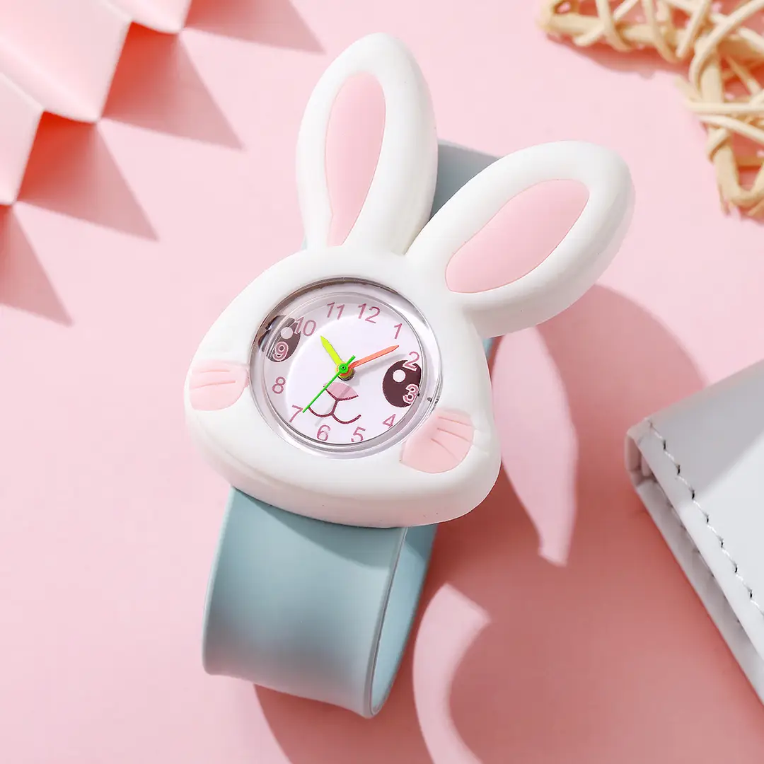 A08702 children's quartz watch a variety of cartoon animation small animals clap watch kindergarten baby play young