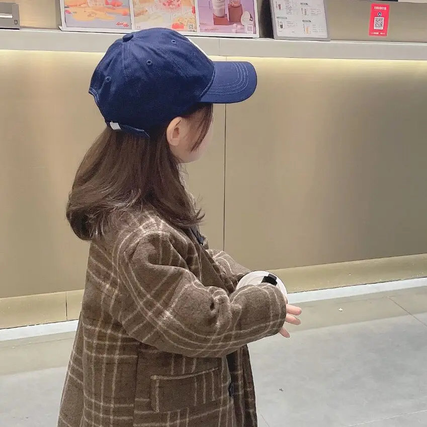 Kids Peaked Hat Brown with White P Logo