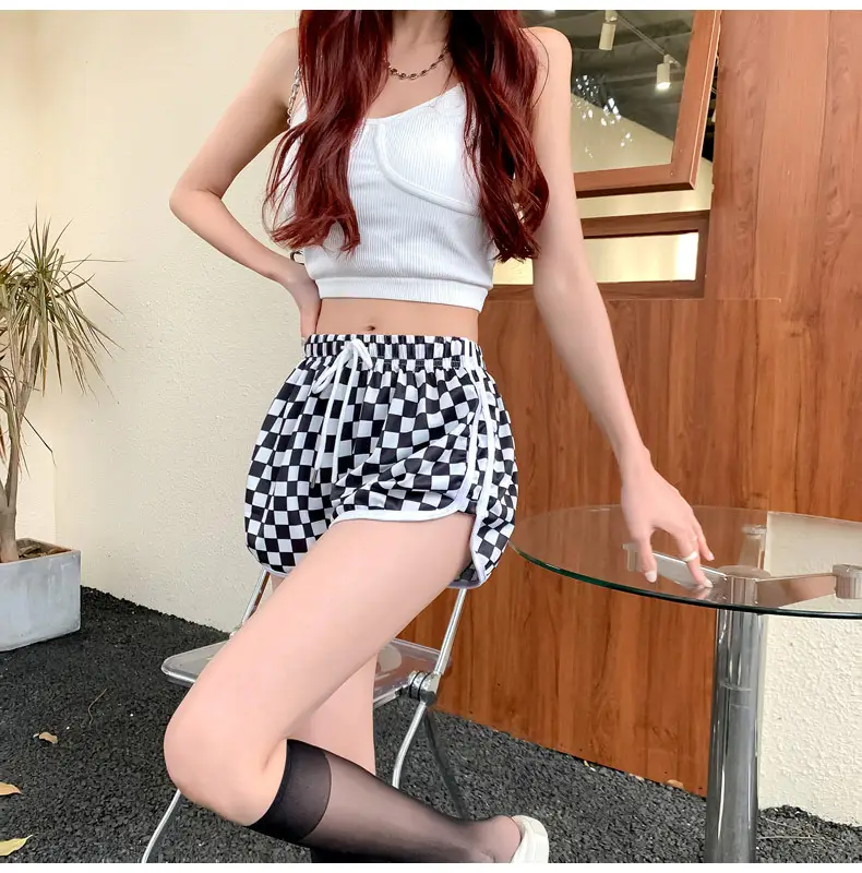 Women Checkerboard Shorts Green White 2022 Summer — feature 19
