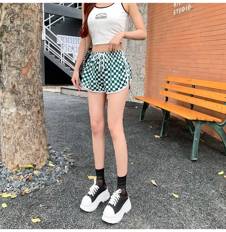 Women Checkerboard Shorts Green White 2022 Summer — feature 6