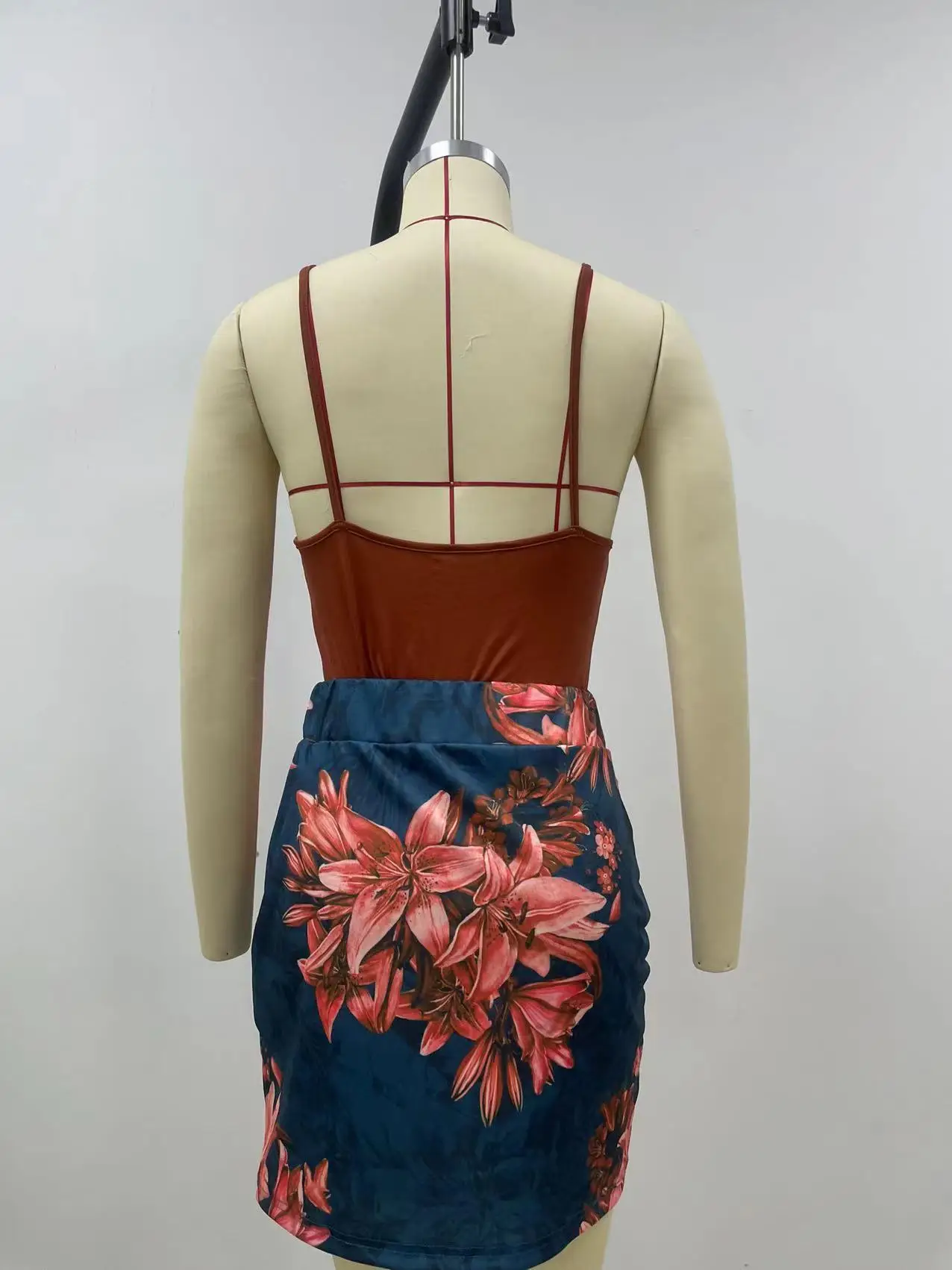2023 Floral Print Skirt Set for Women — feature 5
