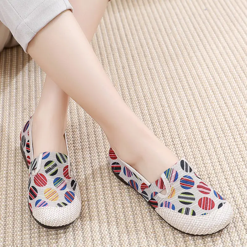 Women's Printed Linen Slip-on Shoes for Summer - Image 6