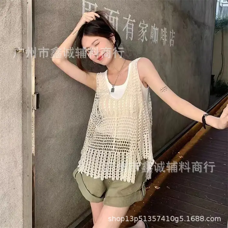 New V-neck Knitted V-Neck Vest Women's Elegant Stacked Top - Image 12