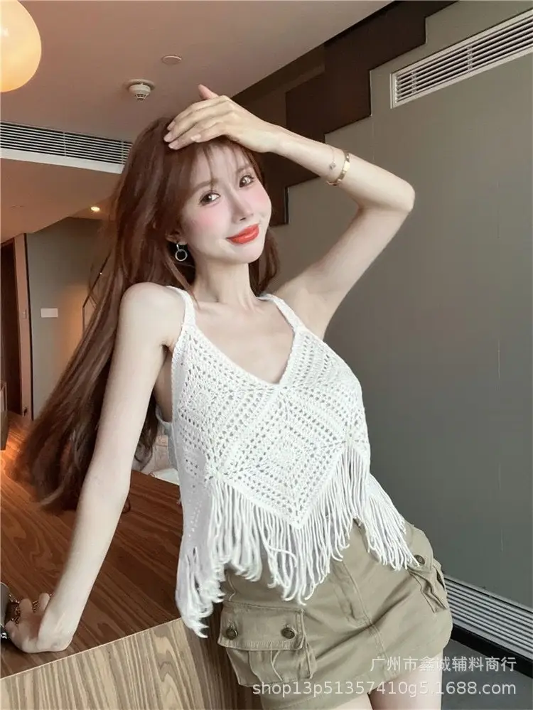 New V-neck Knitted V-Neck Vest Women's Elegant Stacked Top - Image 13