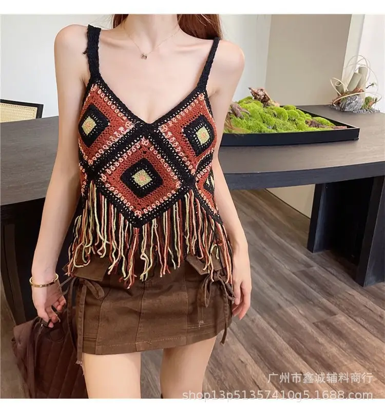 New V-neck Knitted V-Neck Vest Women's Elegant Stacked Top - Image 15