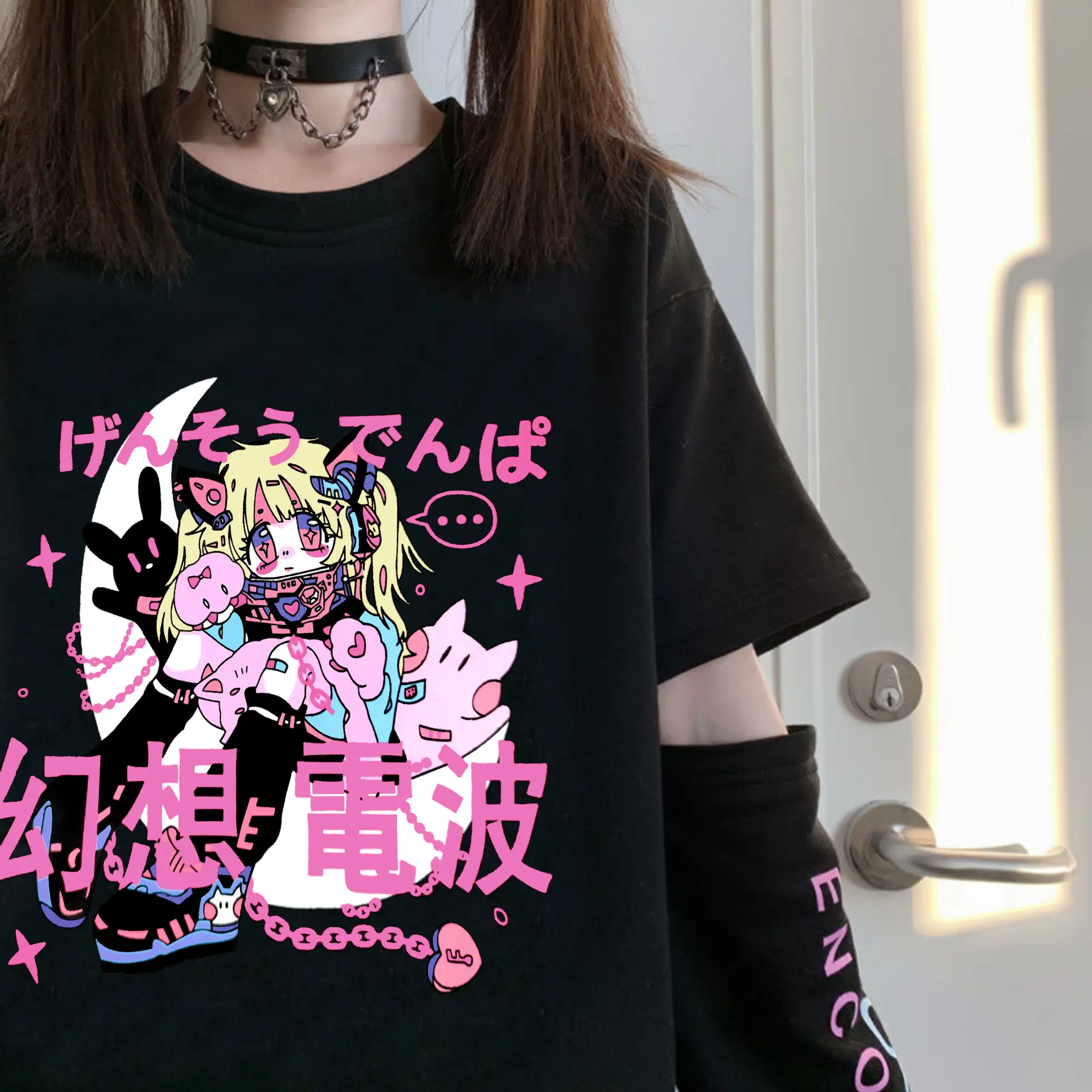 Women 2022 Velvet T-Shirt with Pink Bear Print