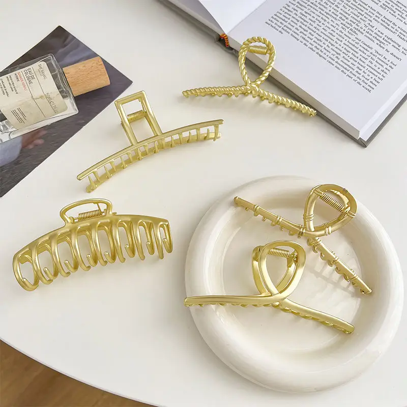 Gold Metal Hair Grip Clip for Women 4.4cm - Image 31