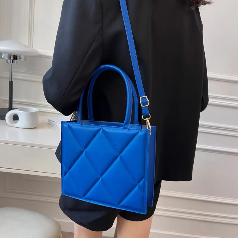 Black Quilted Shoulder Bag for Women 2022 College Use - Image 7