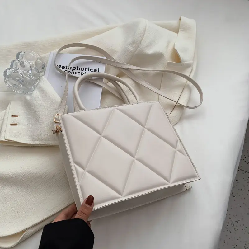 Black Quilted Shoulder Bag for Women 2022 College Use - Image 3
