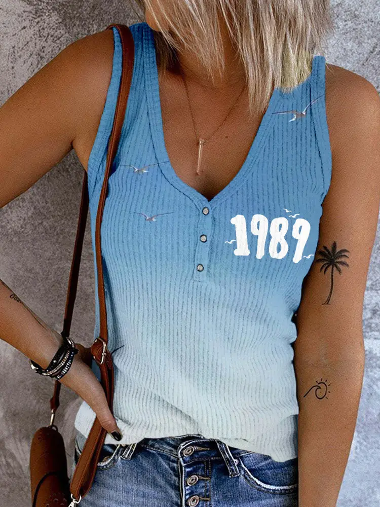 Women's 3D Printed V-Neck Sleeveless Vest with American Flag Design - Image 32