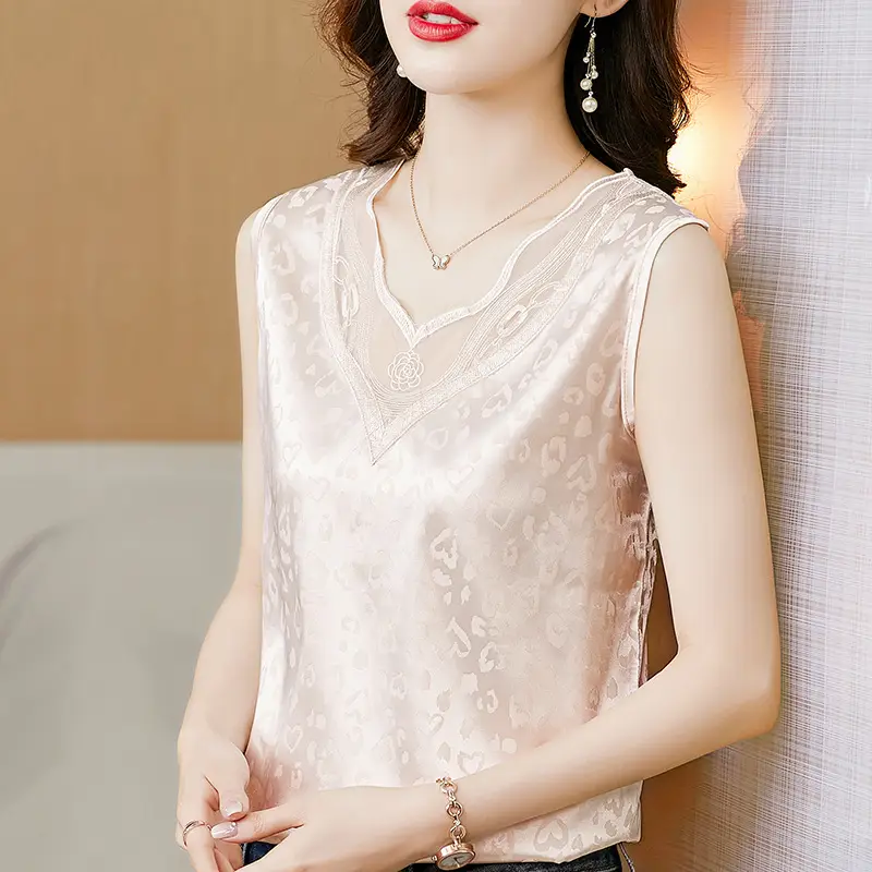 Elegant Women's Satin V-Neck Vest for Commuting Spring - Image 4