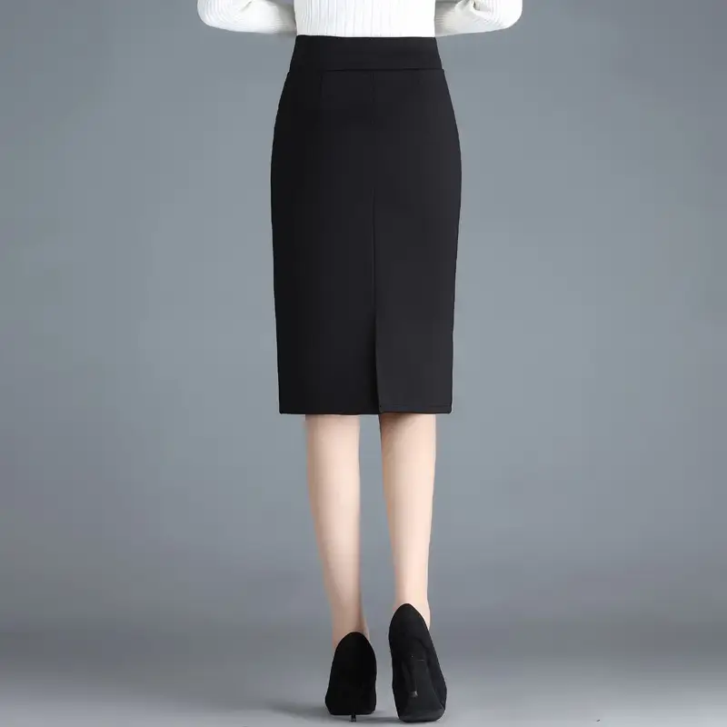 Women Hip-Hugging Black Skirt Large Size Back Slit Elastic - Image 5